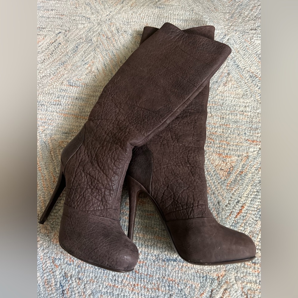 Vera Wang Lavender Label Thora Brown Leather Knee Tall Stiletto Boots
